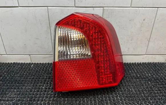 Volvo XC70 Rear/tail lights 31395073
