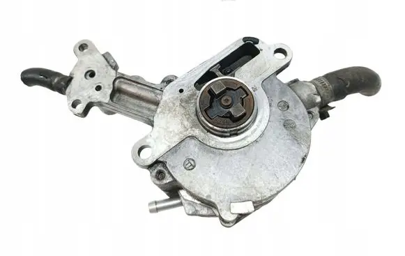 Volkswagen Touran I Vacuum pump 038145209