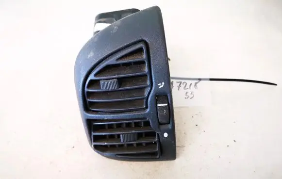 Dash center air vent grill