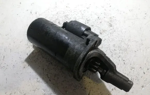Audi A6 S6 C5 4B Starter motor 0001109021