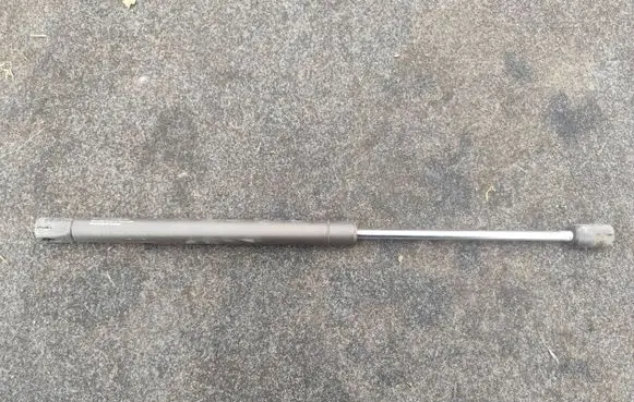 Audi TT Mk1 Tailgate/trunk strut/damper 90810625N 1111808
