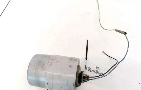 Vacuum air tank