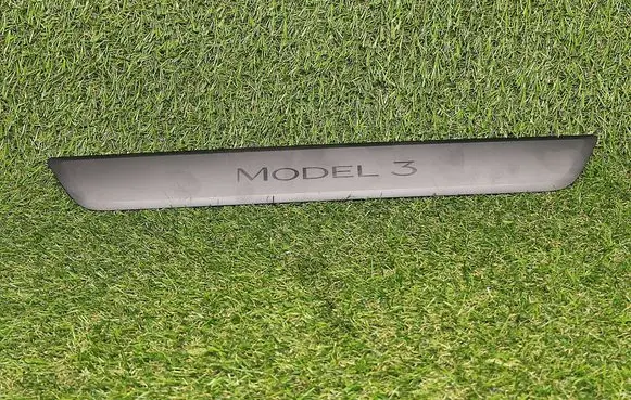 Tesla Model 3 Front sill trim cover 150476300C