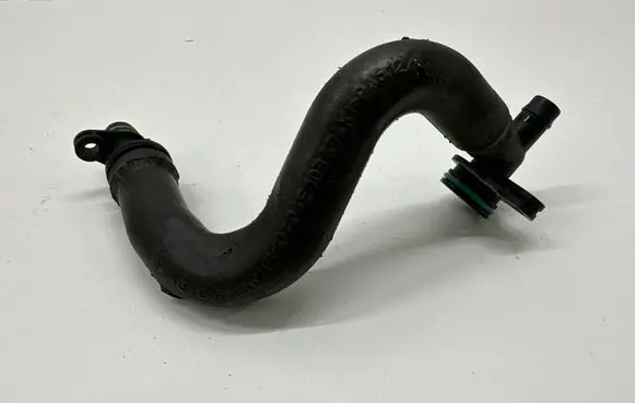 Volkswagen Golf Sportsvan Breather hose/pipe 04E103202F