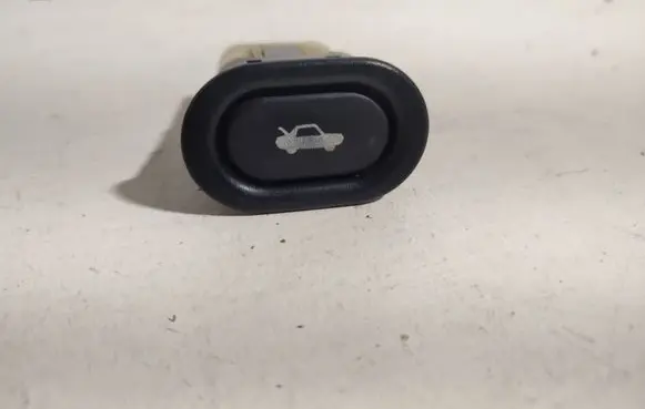 Saab 9-5 Tailgate opening switch 156796 4733440