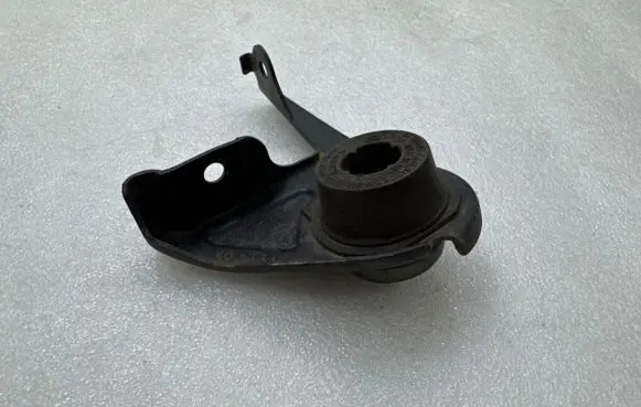 Ford Mustang VI Muffler mount bracket/holder FR335A262A JR335G98CA 1078A