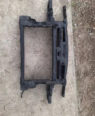 Volkswagen Touran I Bottom radiator support slam panel 