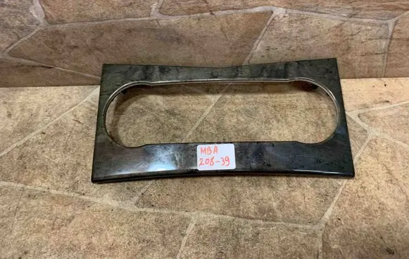 Mercedes-Benz C W204 Dashboard glove box trim A2046803607
