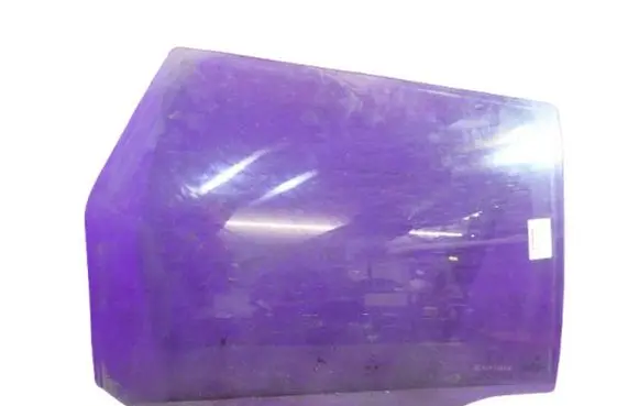 Ford Focus Front door window glass four-door 