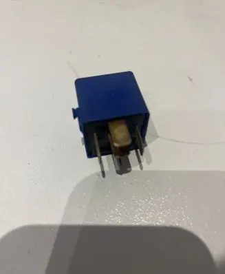 BMW 3 E36 Other relay 8364582 61368364582 23134J5393320