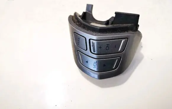 Honda FR-V Steering wheel buttons/switches uesd