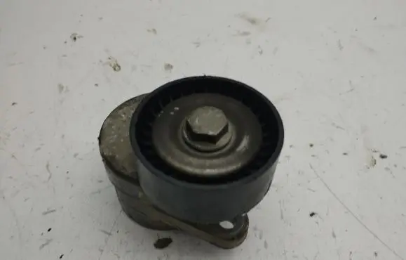 Volkswagen Arteon Generator/alternator belt tensioner