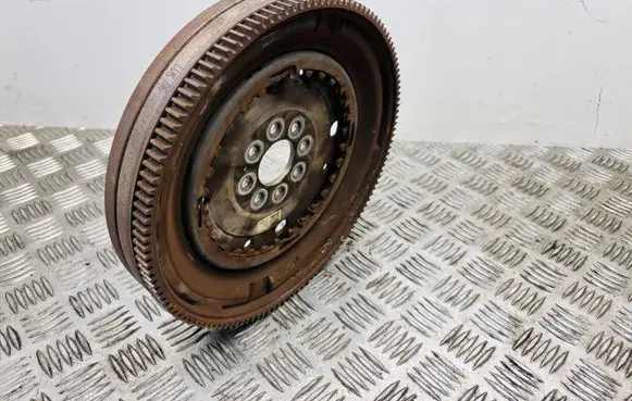 Skoda Superb B8 (3V) Flywheel 06K105266E