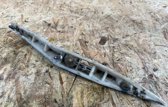 Fender mounting bracket