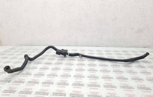 Volkswagen Jetta V Breather valve 07K133514A 07K133518A