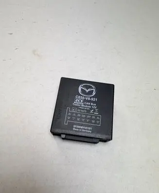 Mazda CX-5 Tow bar relay C850-V8-921