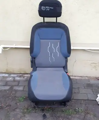 Front passenger seat