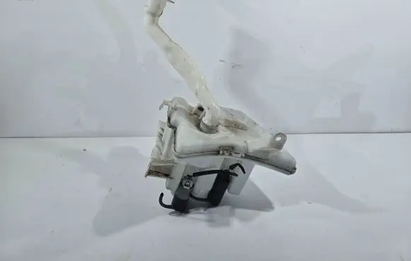 Toyota Auris 150 Windshield washer fluid reservoir/tank 8531002450 1015798