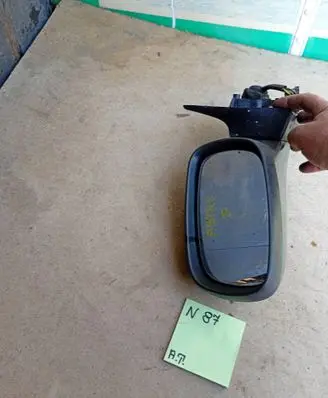Opel Astra G Front door electric wing mirror 6598566