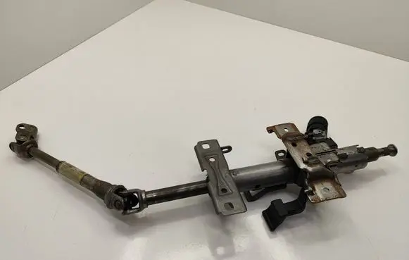 Steering wheel axle set