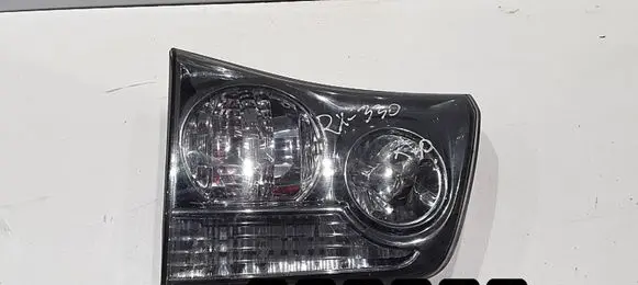Lexus RX 330 - 350 - 400H Rear/tail lights