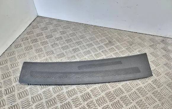 Dash center speaker trim cover