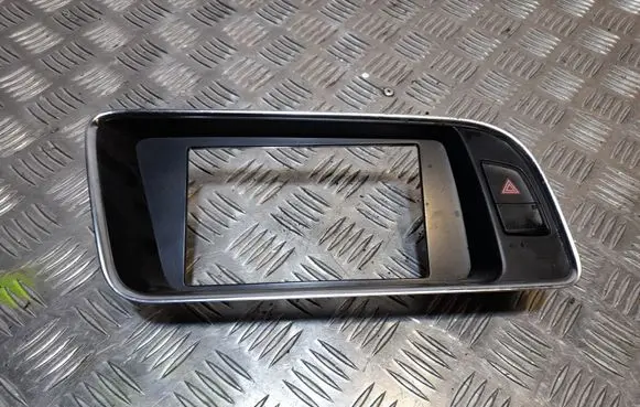 Audi Q5 SQ5 Panel trim 8R1857186P