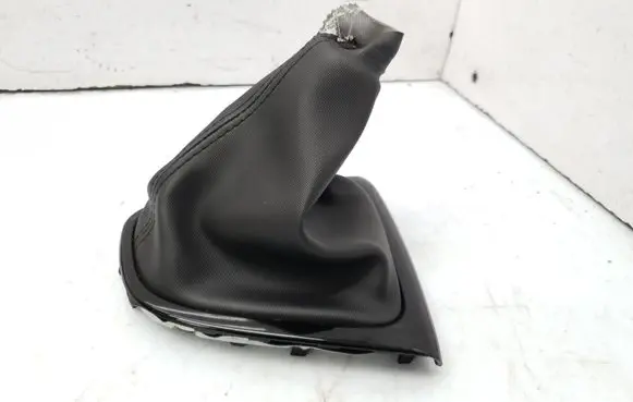 Renault Clio IV Gear lever shifter trim leather/knob 969350337R 11415