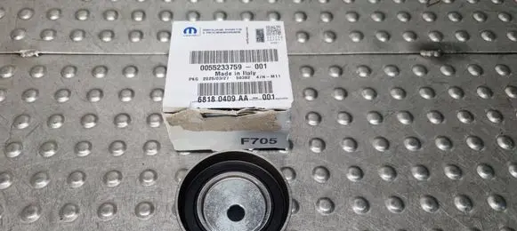 Fiat 500 Timing belt/chain tensioner 55233759 68180409AA