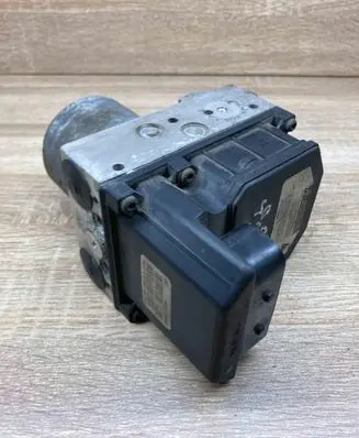 Toyota Avensis T250 ABS Pump 8954105090 4454005040
