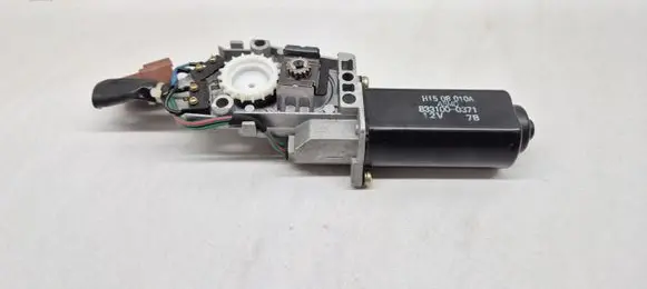 Honda CR-V Sunroof motor/actuator 8331000371