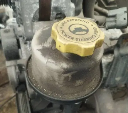 Power steering fluid tank/reservoir