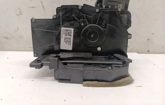 Volkswagen ID.4 Rear door lock 4K0839015T