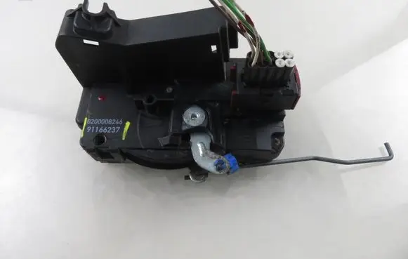 Renault Trafic II (X83) Front door lock 91166237 8200008246