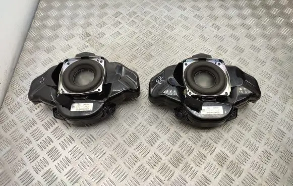 Audi A8 S8 D4 4H Front door speaker 4H0035297