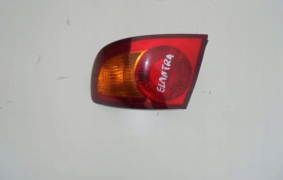 Hyundai Elantra Rear/tail lights set 