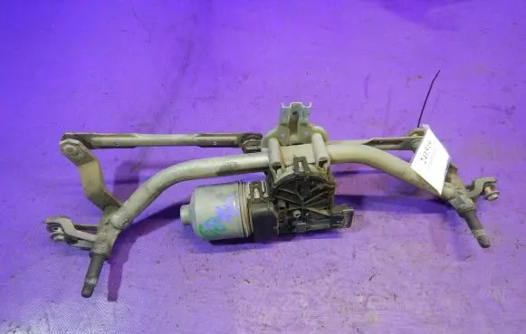 Peugeot 207 Front wiper linkage and motor 9650380780