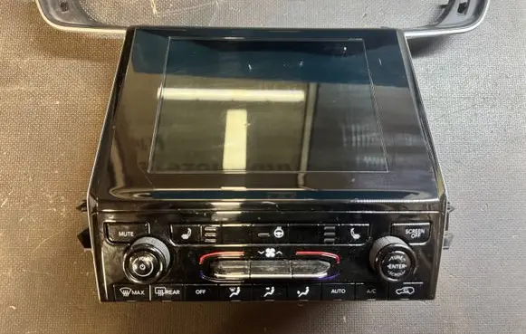 Jeep Grand Cherokee WL Screen/display/small screen 68474163AG 10R053321 Z1AA3001A0176