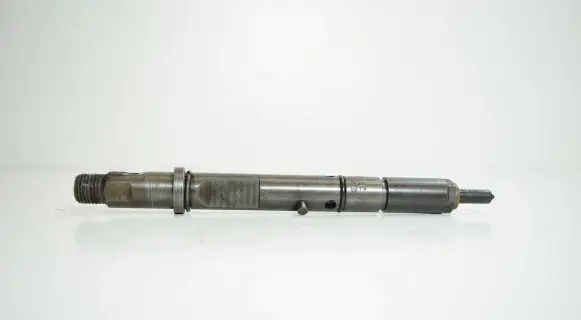 Audi A4 S4 B5 8D Fuel injector 059130201AE
