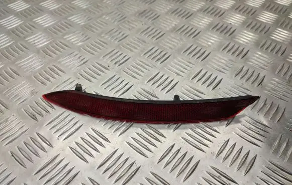 Rear tail light reflector