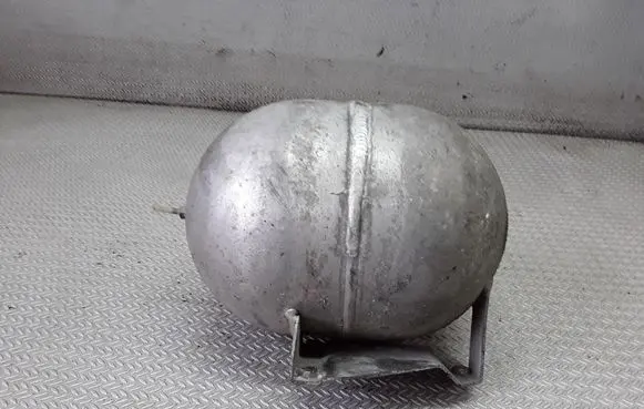 Mercedes-Benz S W220 Air suspension tank/reservoir 