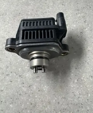 Porsche Macan (95B) Camshaft vanos timing valve 06M906048F