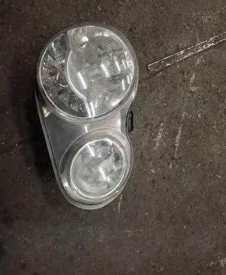 Volkswagen Polo Headlight/headlamp 4411150R