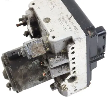 Mercedes-Benz E W210 ABS Pump 0024319712U A2235418504 0265217007