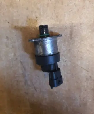 Renault Scenic II - Grand scenic II Fuel pressure sensor 20262 48609 0928420502