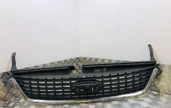 Ford Mondeo Mk III Front grill 7S718200A