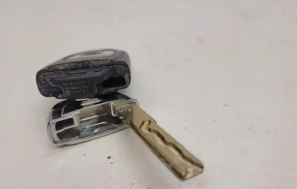 Audi A4 S4 B8 8K Ignition key/card 8K0959754H
