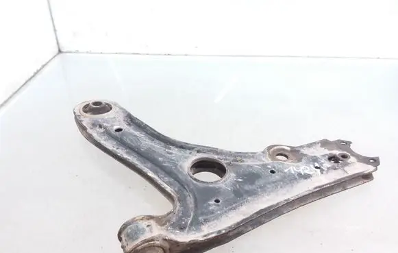 Volkswagen Caddy Front lower control arm/wishbone