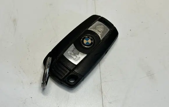 BMW 3 E92 E93 Ignition key/card 868MHZ 6986585 4444444