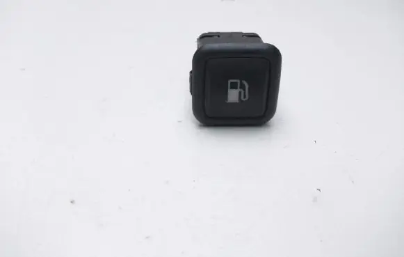 Skoda Octavia Mk1 (1U) Fuel tank opening switch 3B0959833A I4790